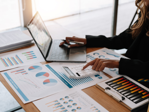 How much do bookkeepers charge In Houston TX?